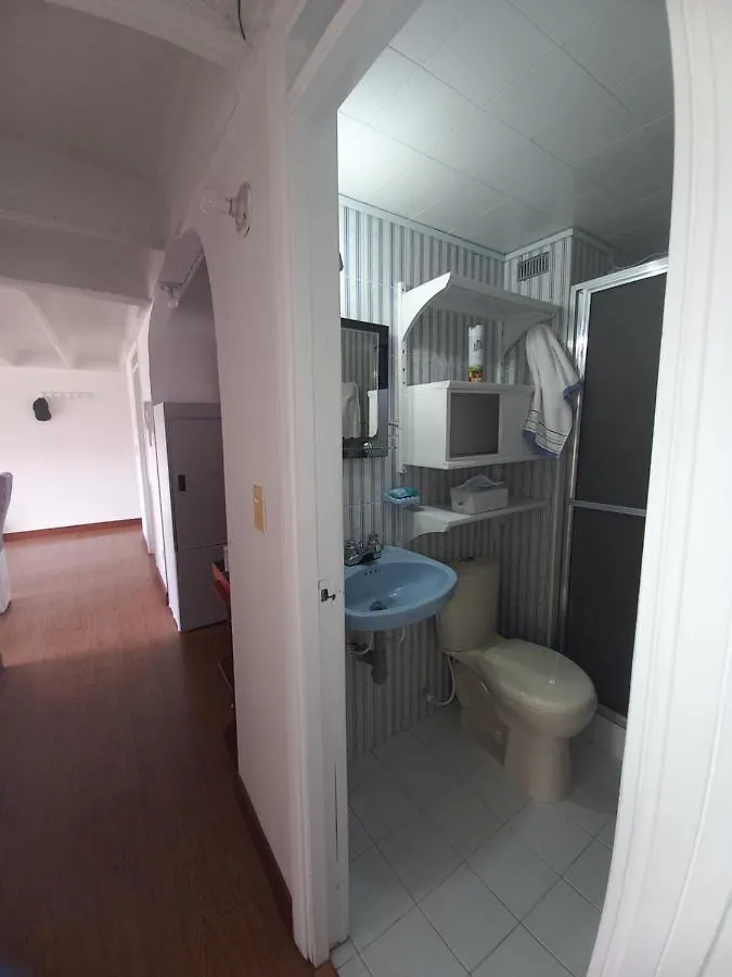 Habitacion Con Cama Doble Y Bano Privado, Para Descansar Bogotá