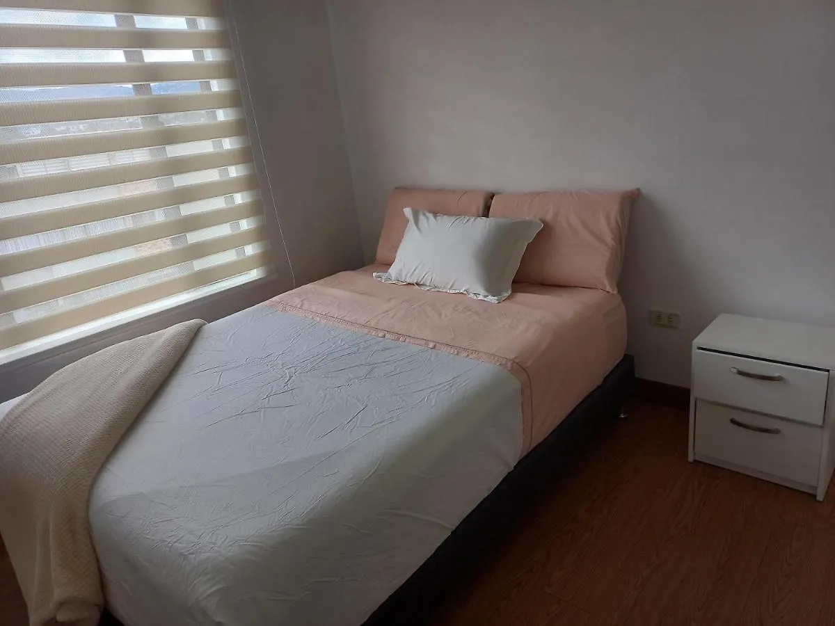 Habitacion Con Cama Doble Y Bano Privado, Para Descansar Bogota Homestay