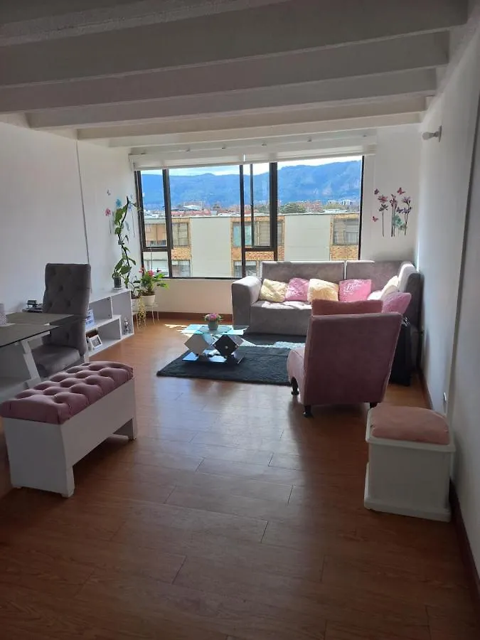 Homestay Habitacion Con Cama Doble Y Bano Privado, Para Descansar Bogota